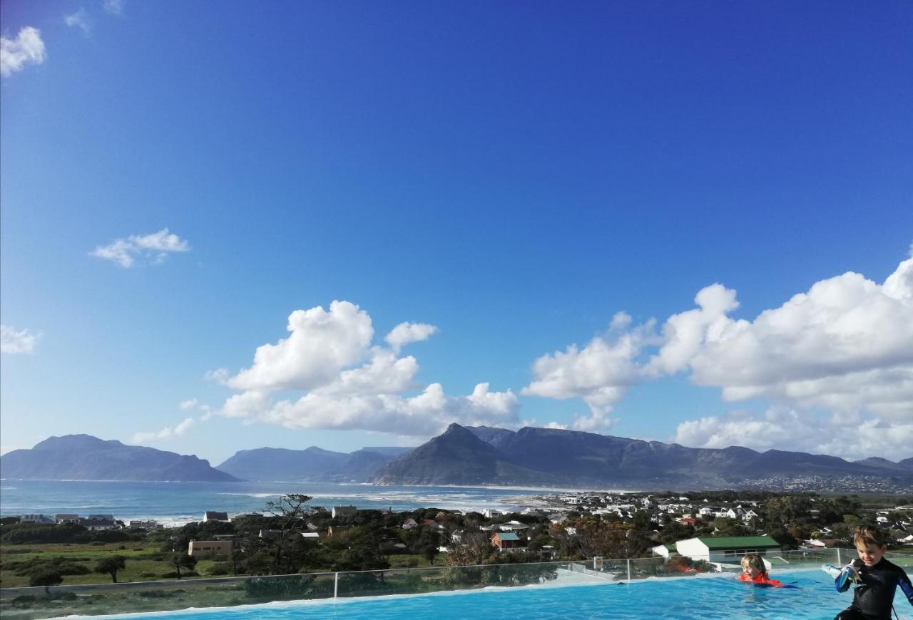 Mountain & Sea Apartments Кометджи Екстериор снимка